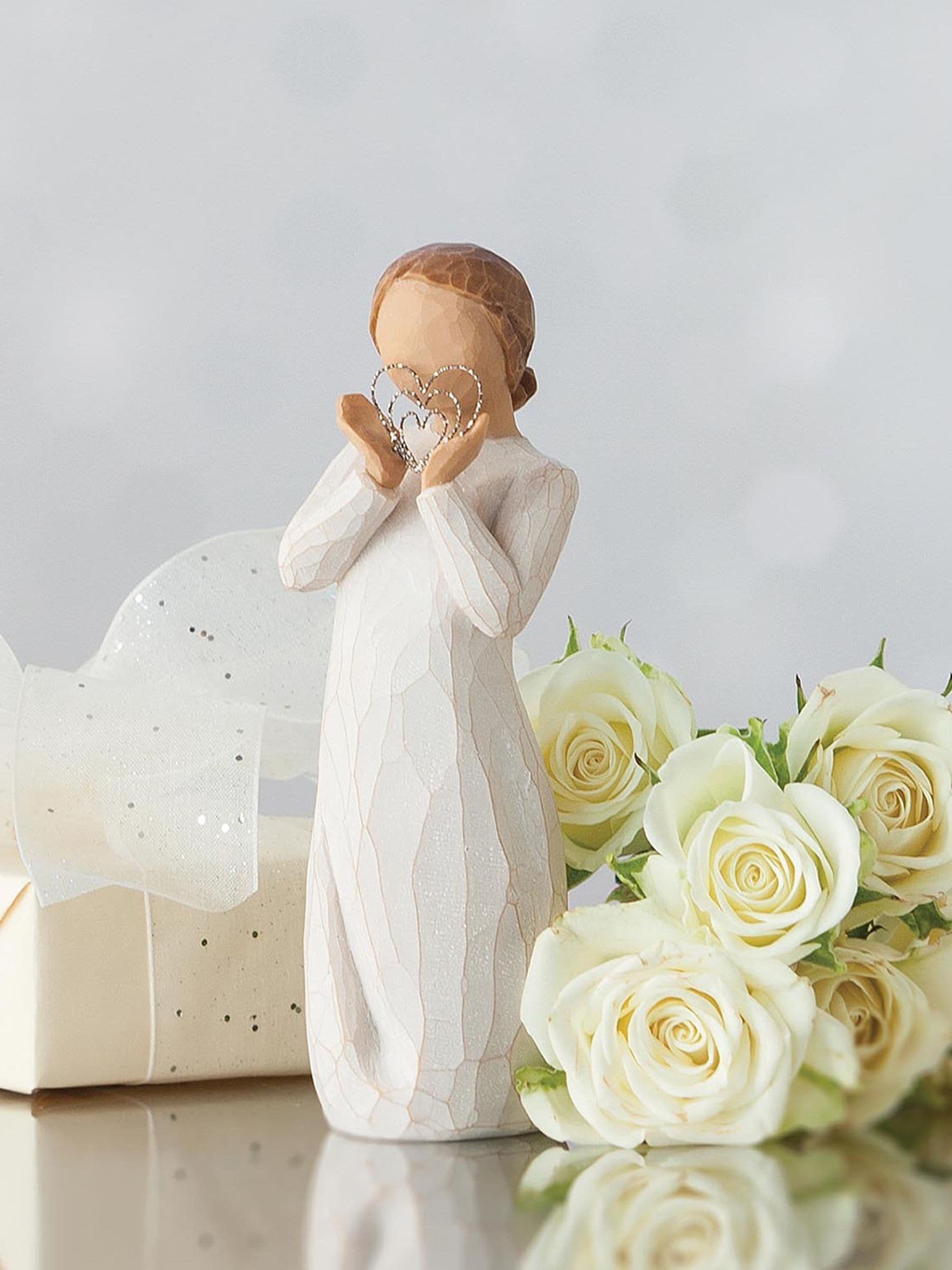Willow Tree Off White Lots of Love figurine 14cm (British brand)