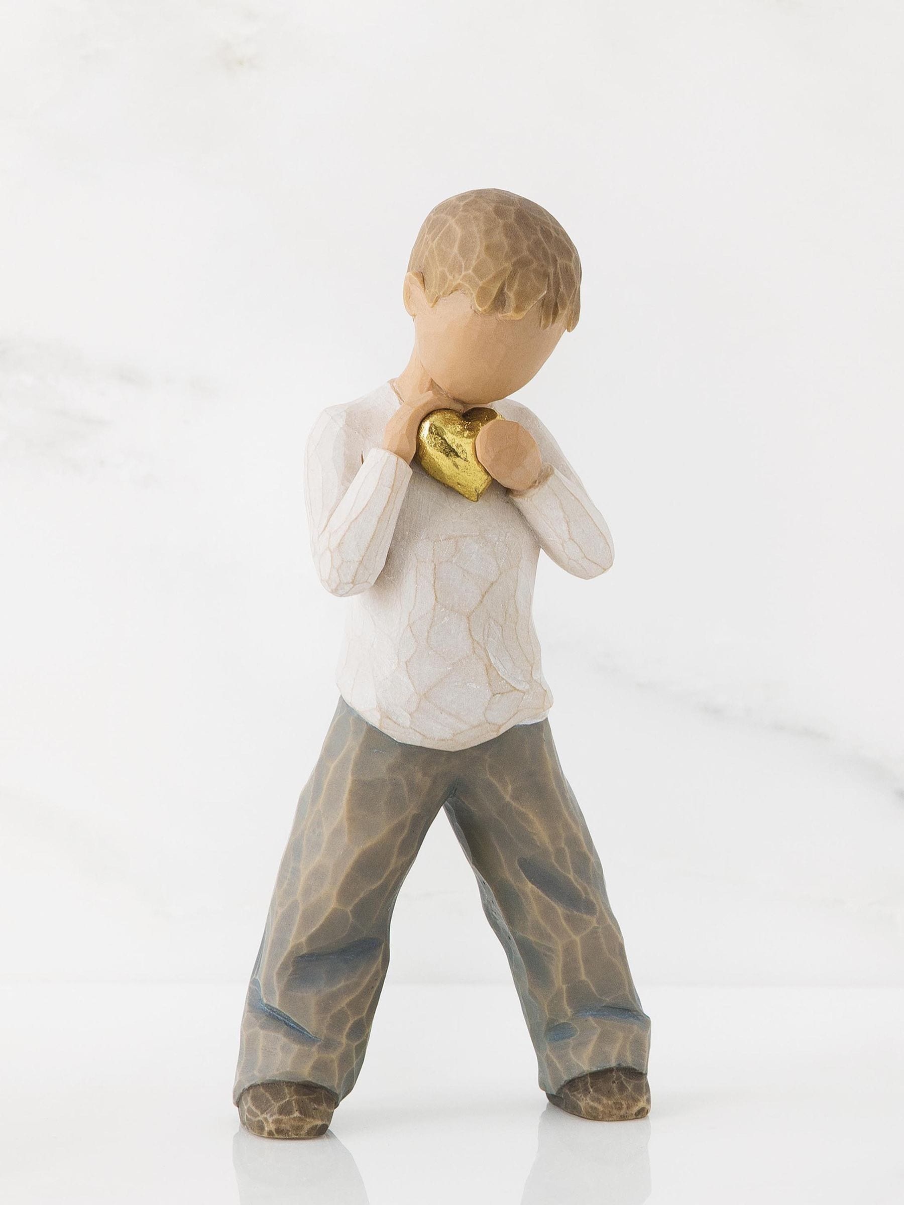 Willow Tree off white heart of gold figurine 14cm, imported from the UK