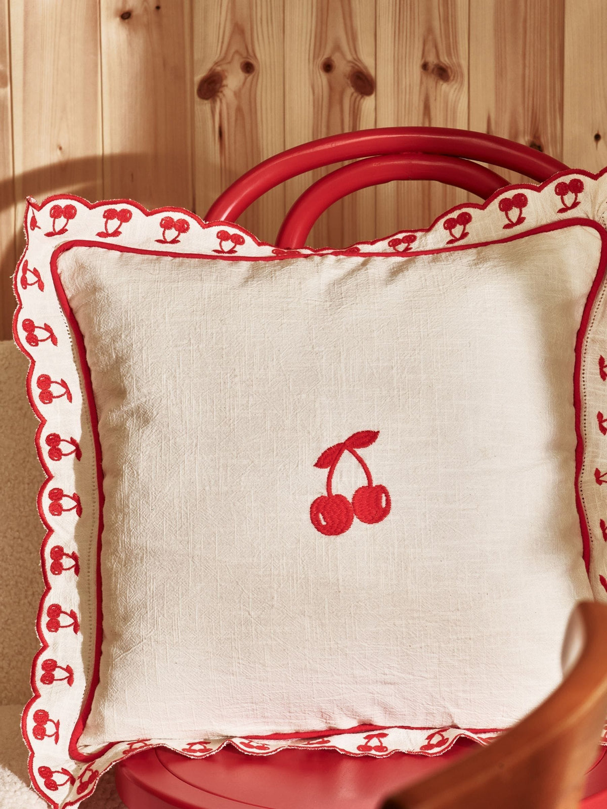 Oliver Bonas cushion cover cream red cherry 45cm, UK version
