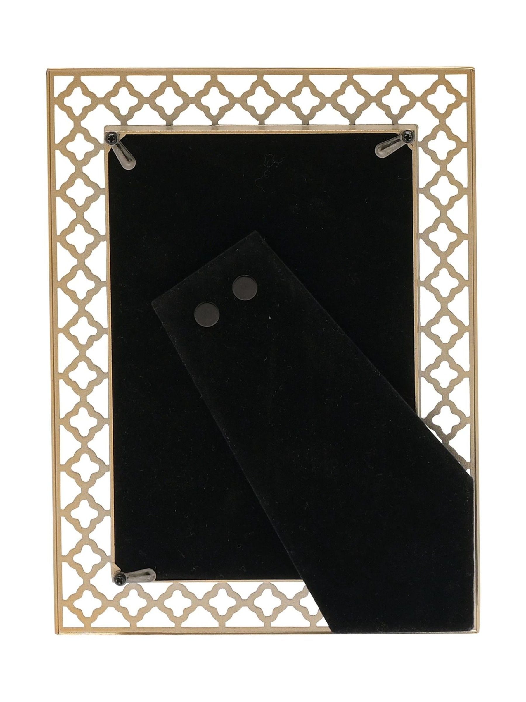 Widdop gold lattice cut metal photo frame 4x6, UK version