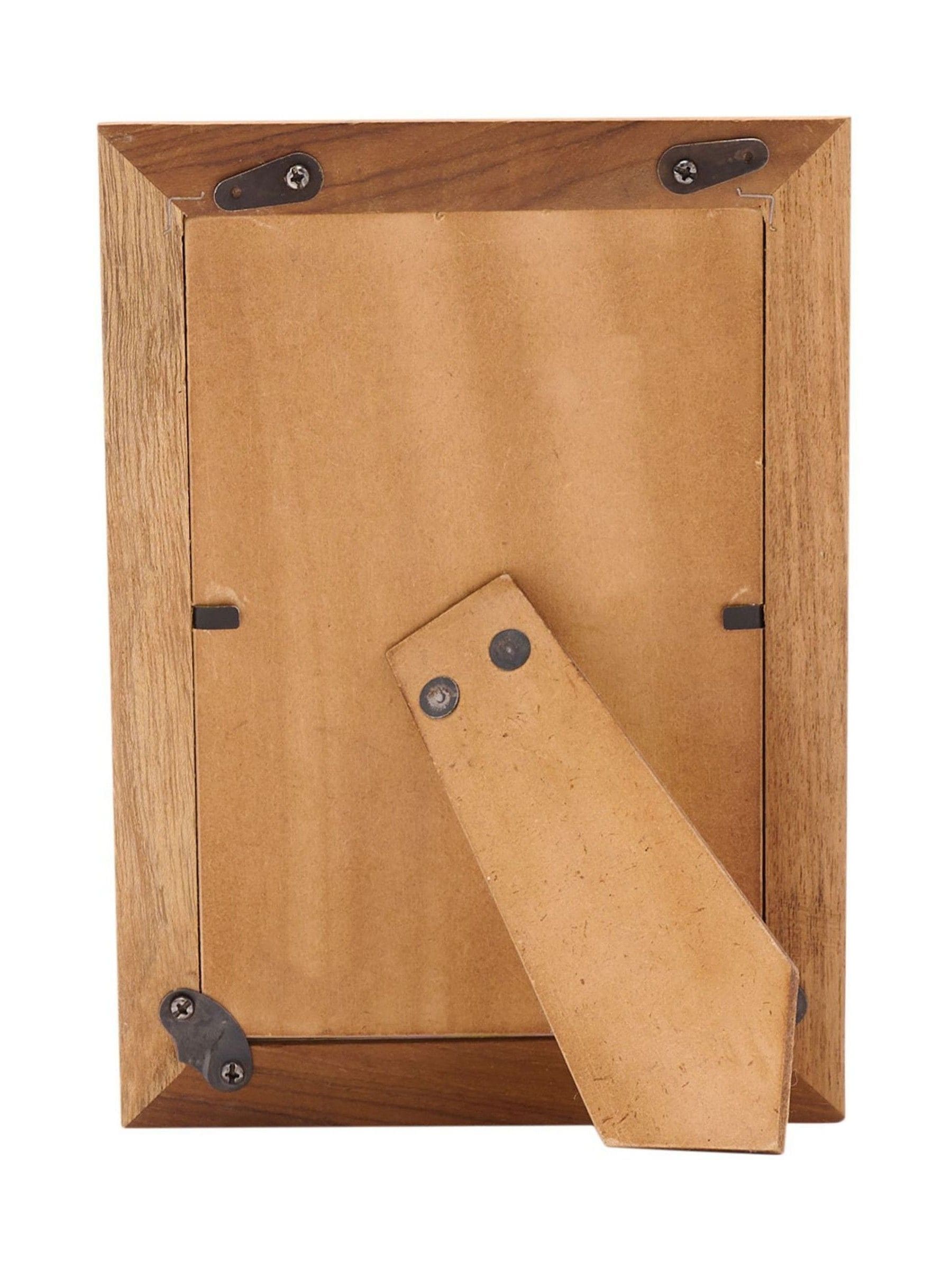 Widdop brown wooden photo frame with white trim 4x6 (British brand)