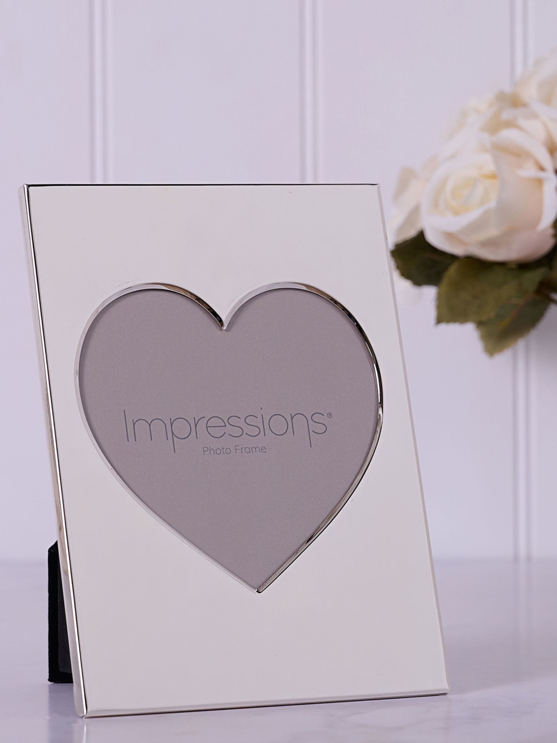Widdop silver heart aperture photo frame 5x5, UK version