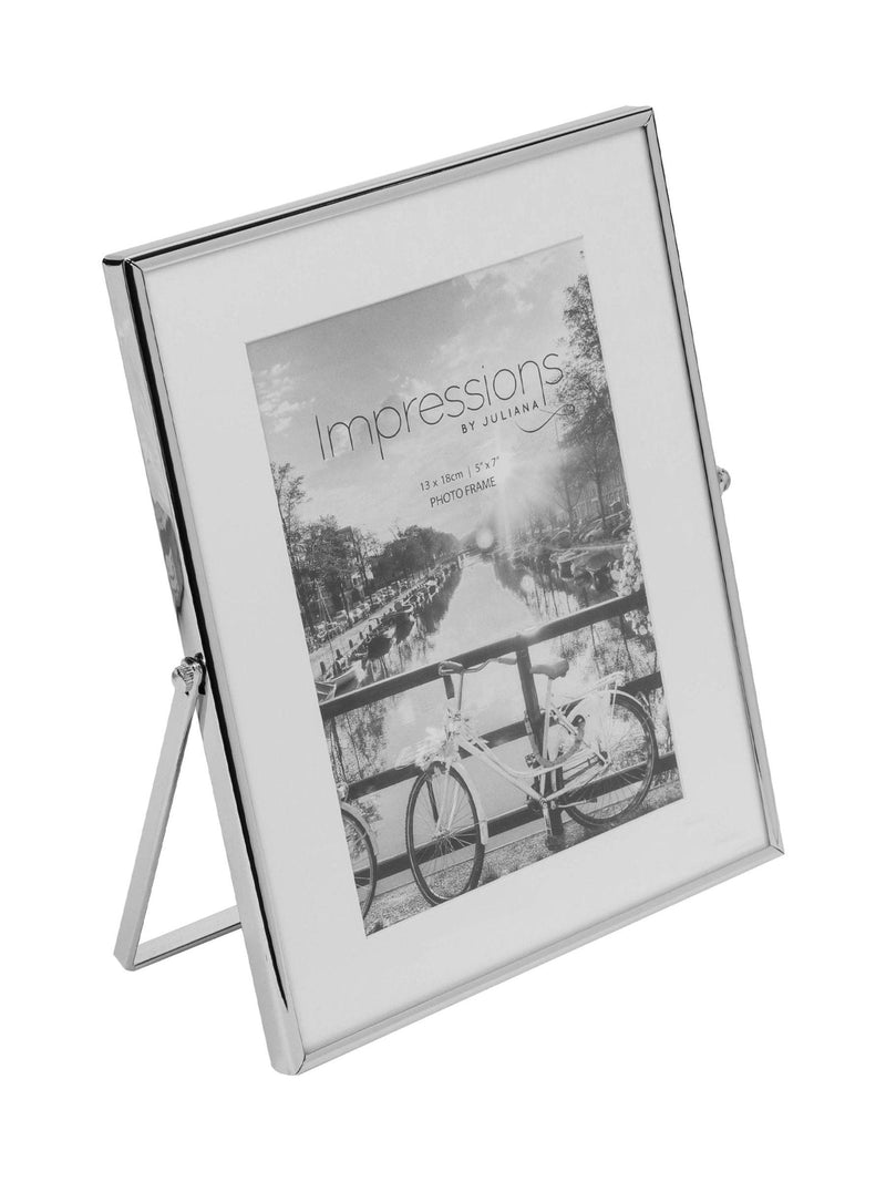 Widdop silver photo frame 5x7 inch white border - British product