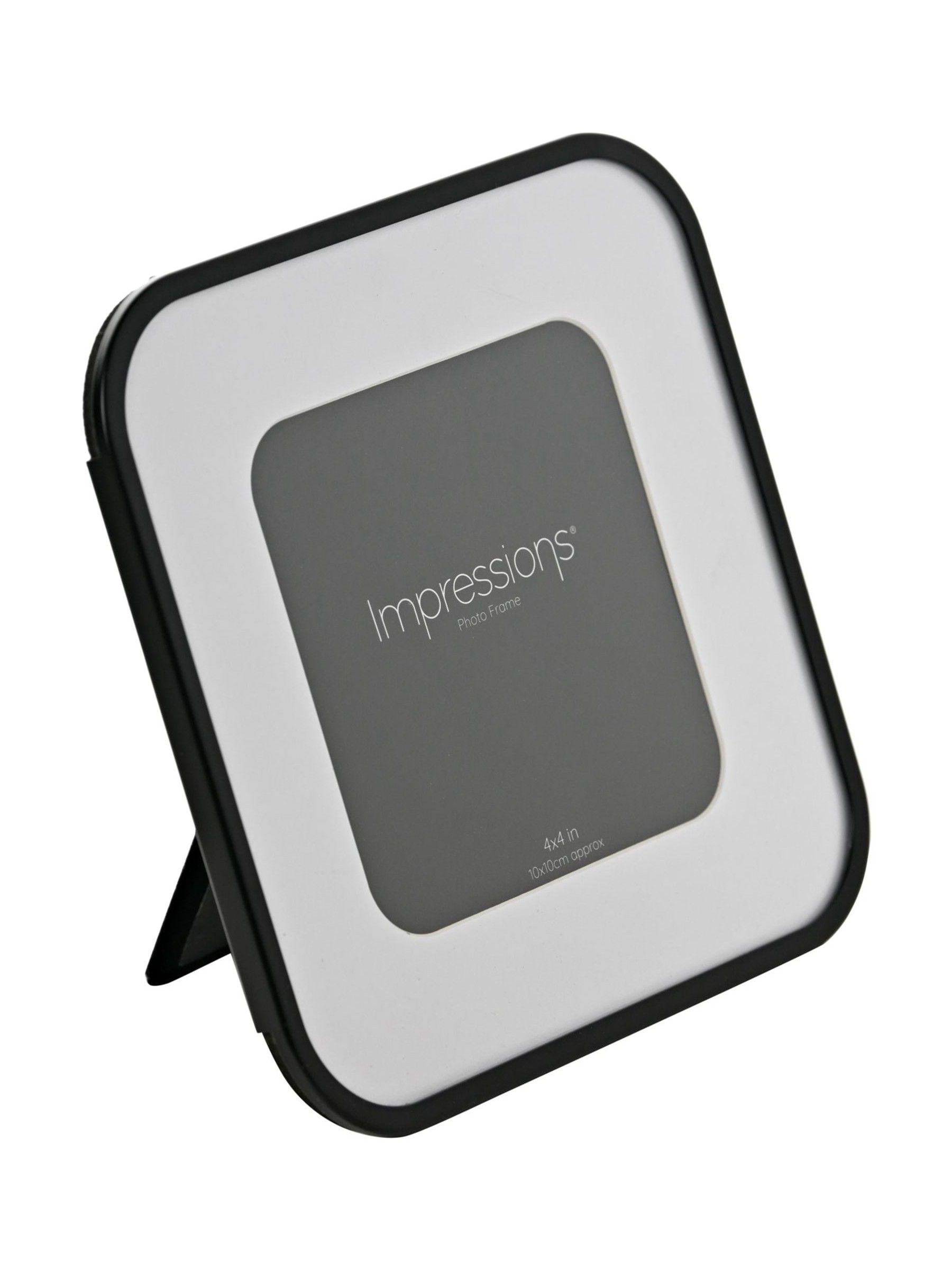 Widdop black photo frame with white mount, UK version