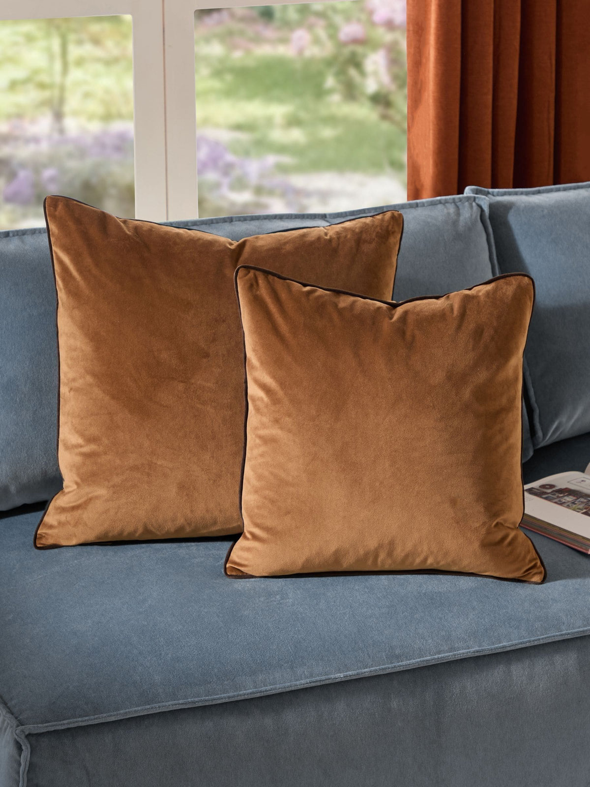 Furn Meridian velvet cushion caramel chocolate 55x55cm, UK version