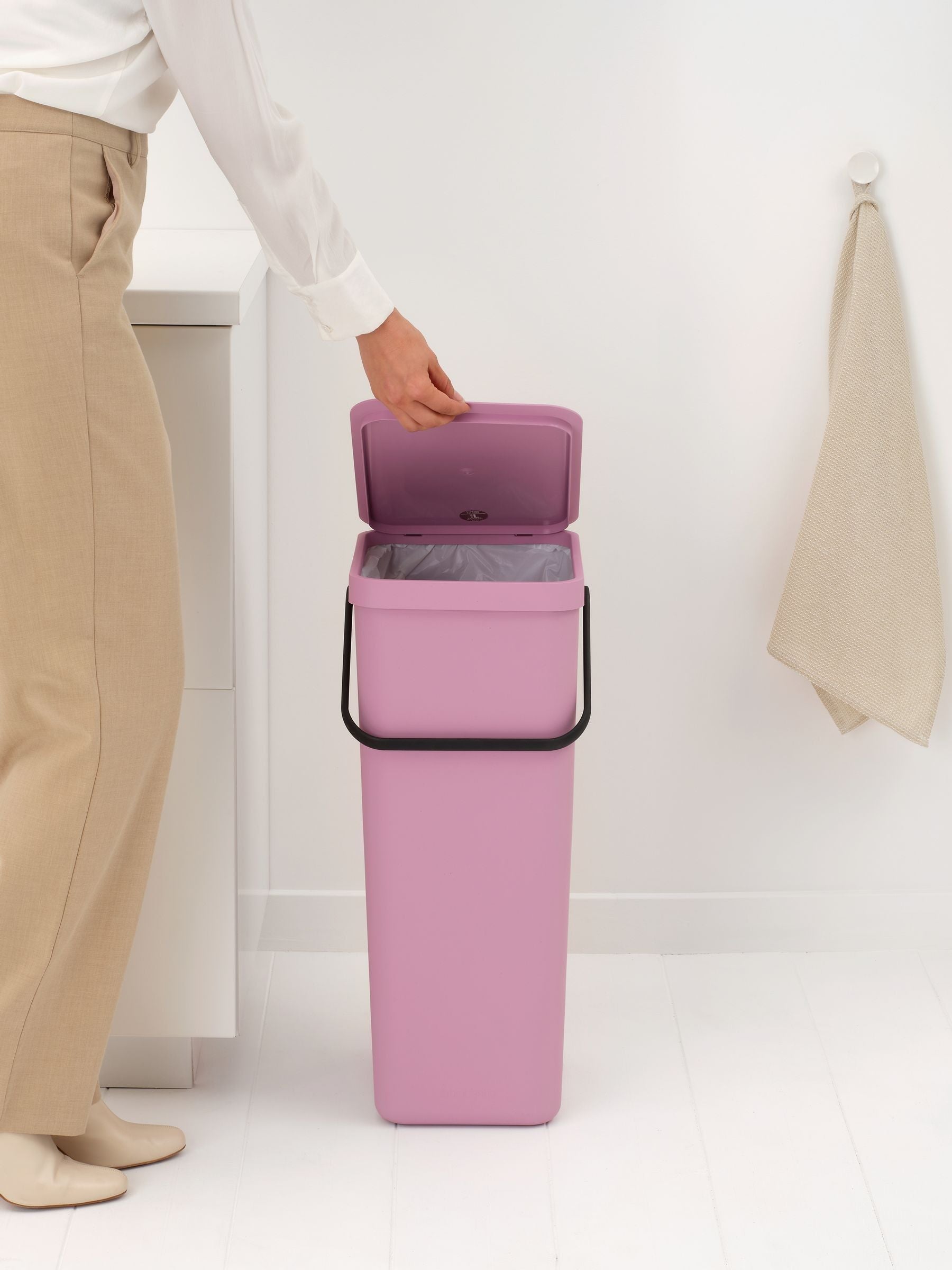 Brabantia Sort & Go bin lilac pink 40 litre - British product
