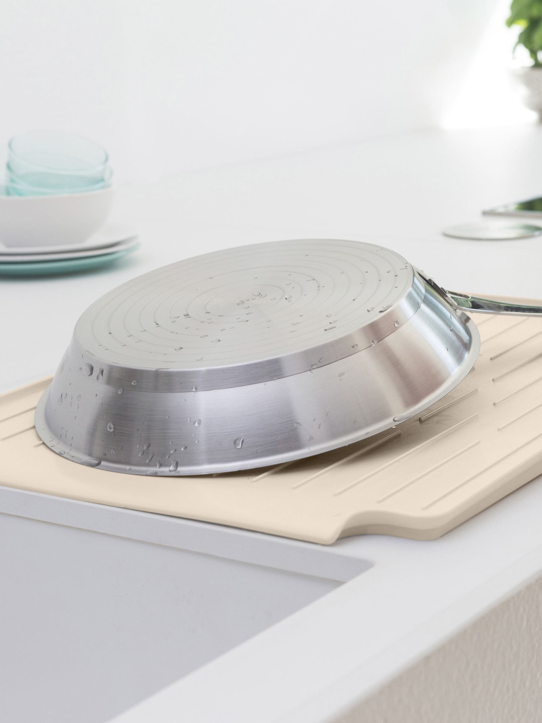 Brabantia soft beige sink side dish drying rack - British product