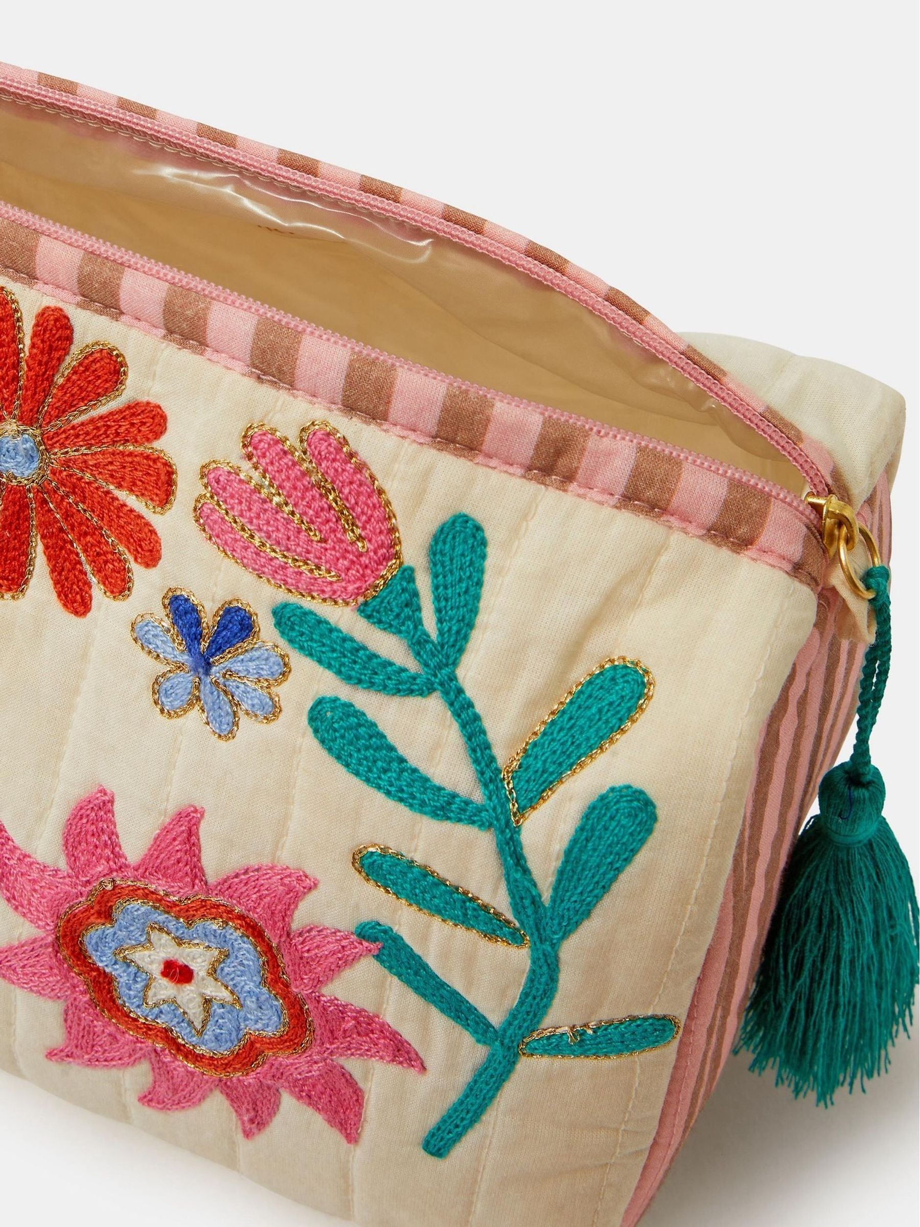 Accessorize cream floral print quilted make up bag - British product