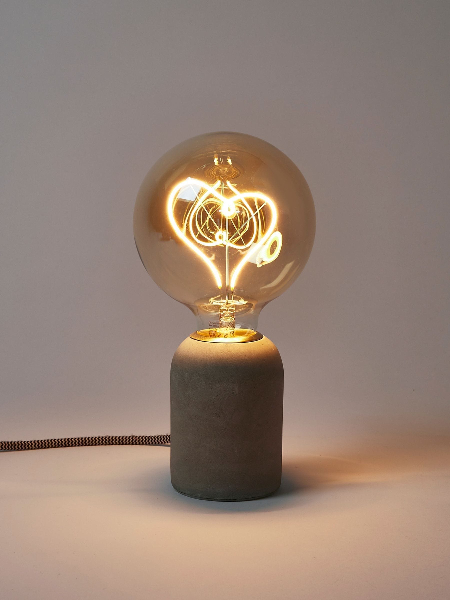 Oliver Bonas heart LED light bulb E27 (British brand)