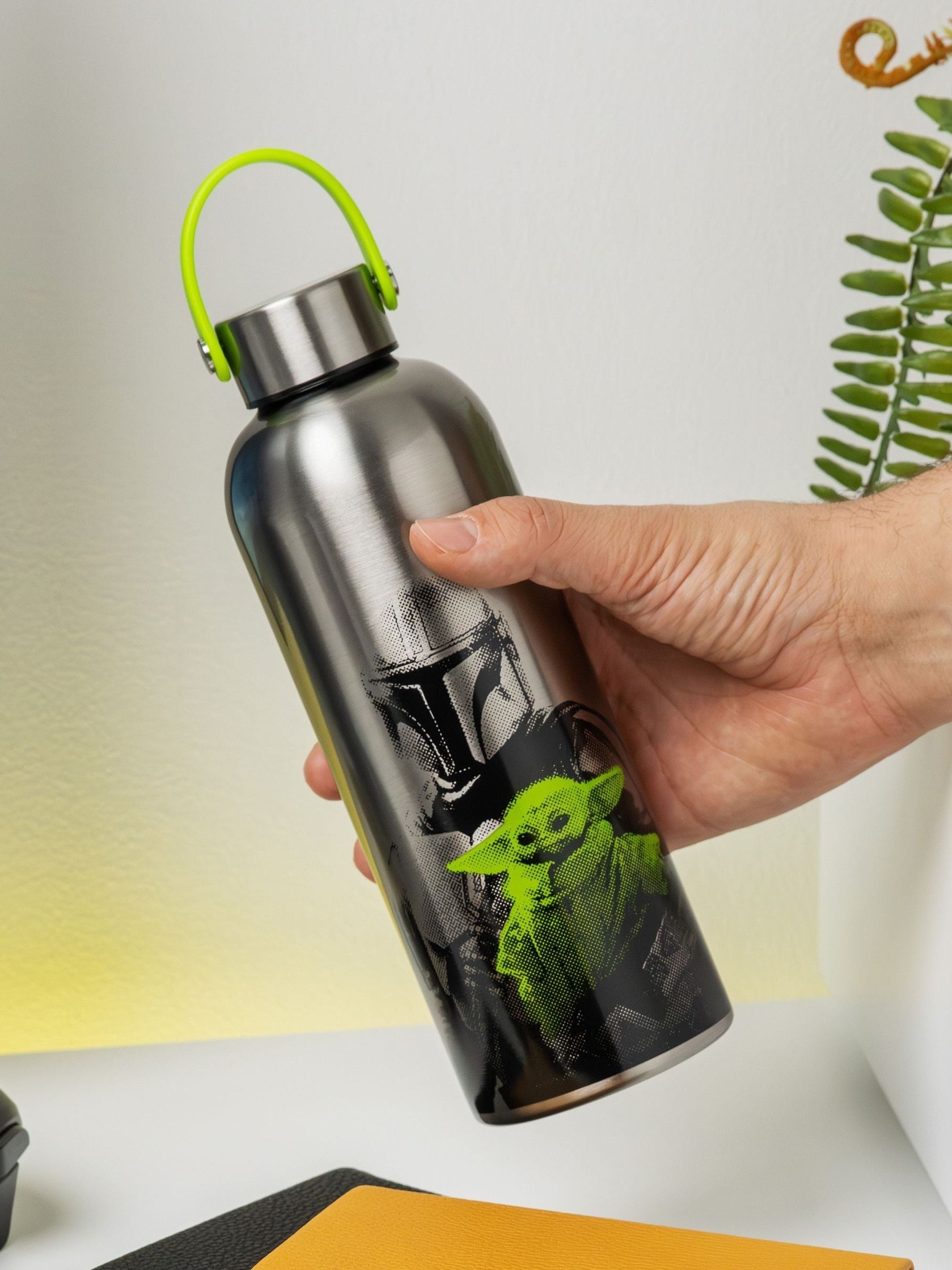 Paladone Mandalorian & Grogu bottle 500ml - British product