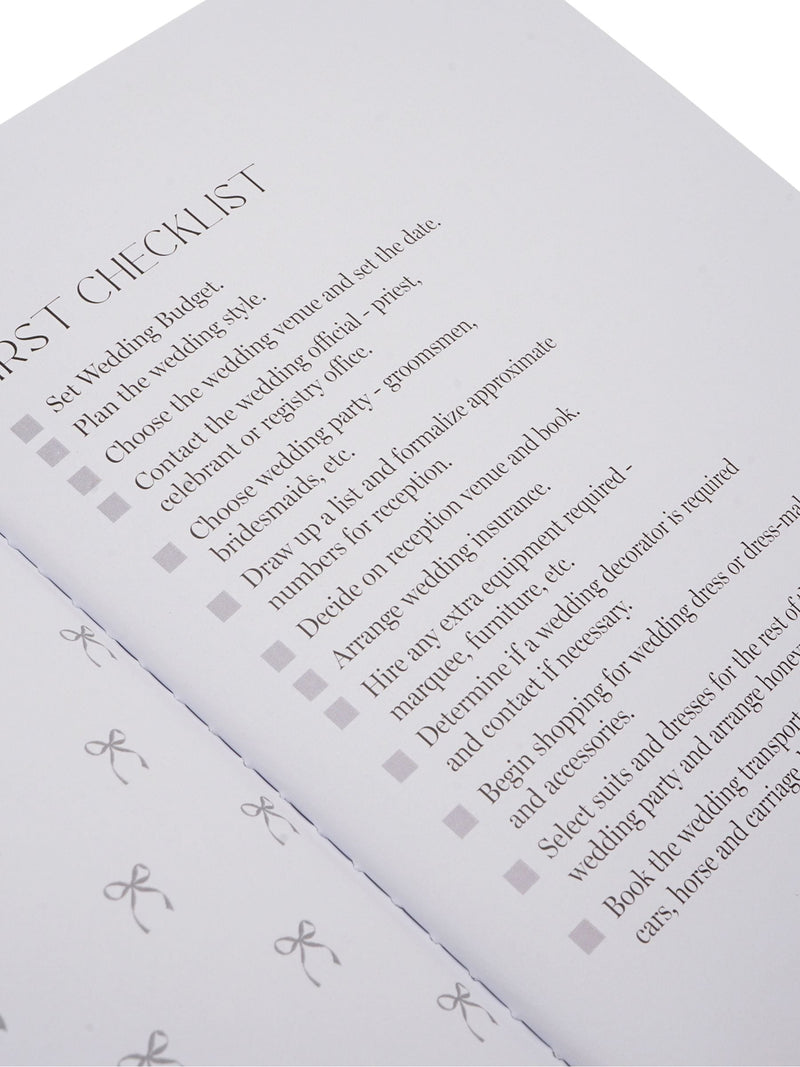 Widdop white textured wedding planner 21cm (British brand)