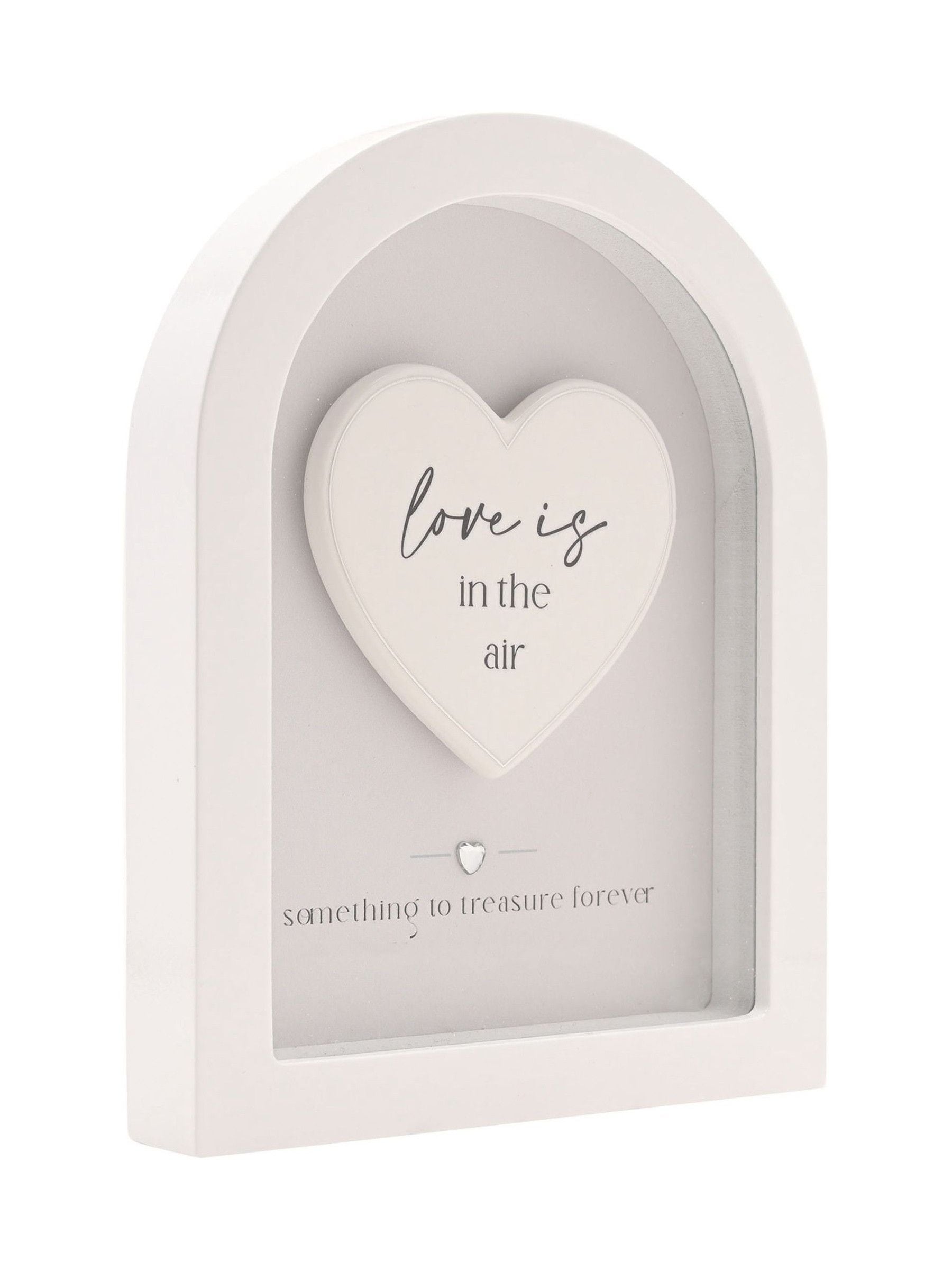 Widdop white arch plaque 18cm Love Is In The Air, imported from the UK