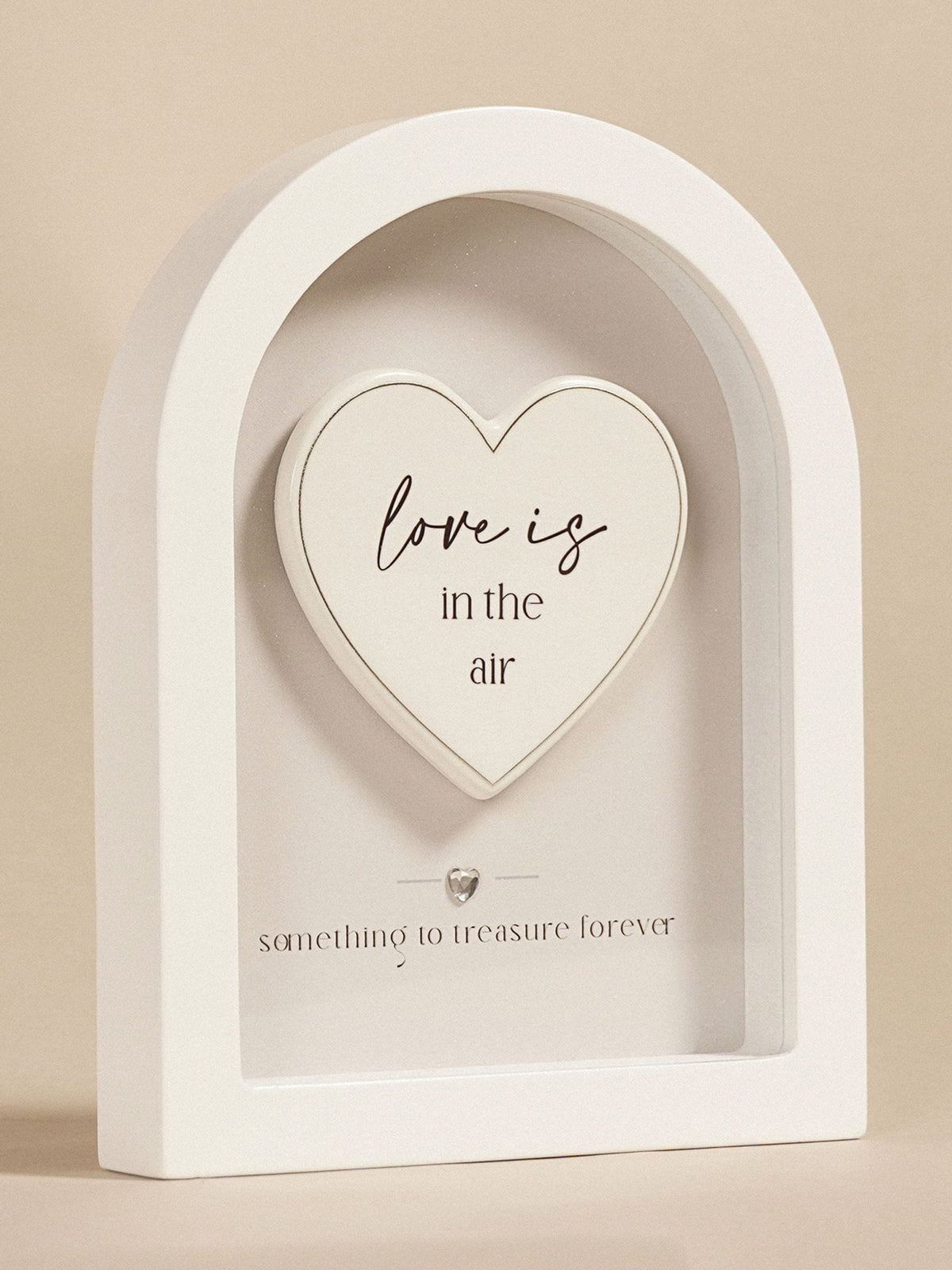 Widdop white arch plaque 18cm Love Is In The Air, imported from the UK