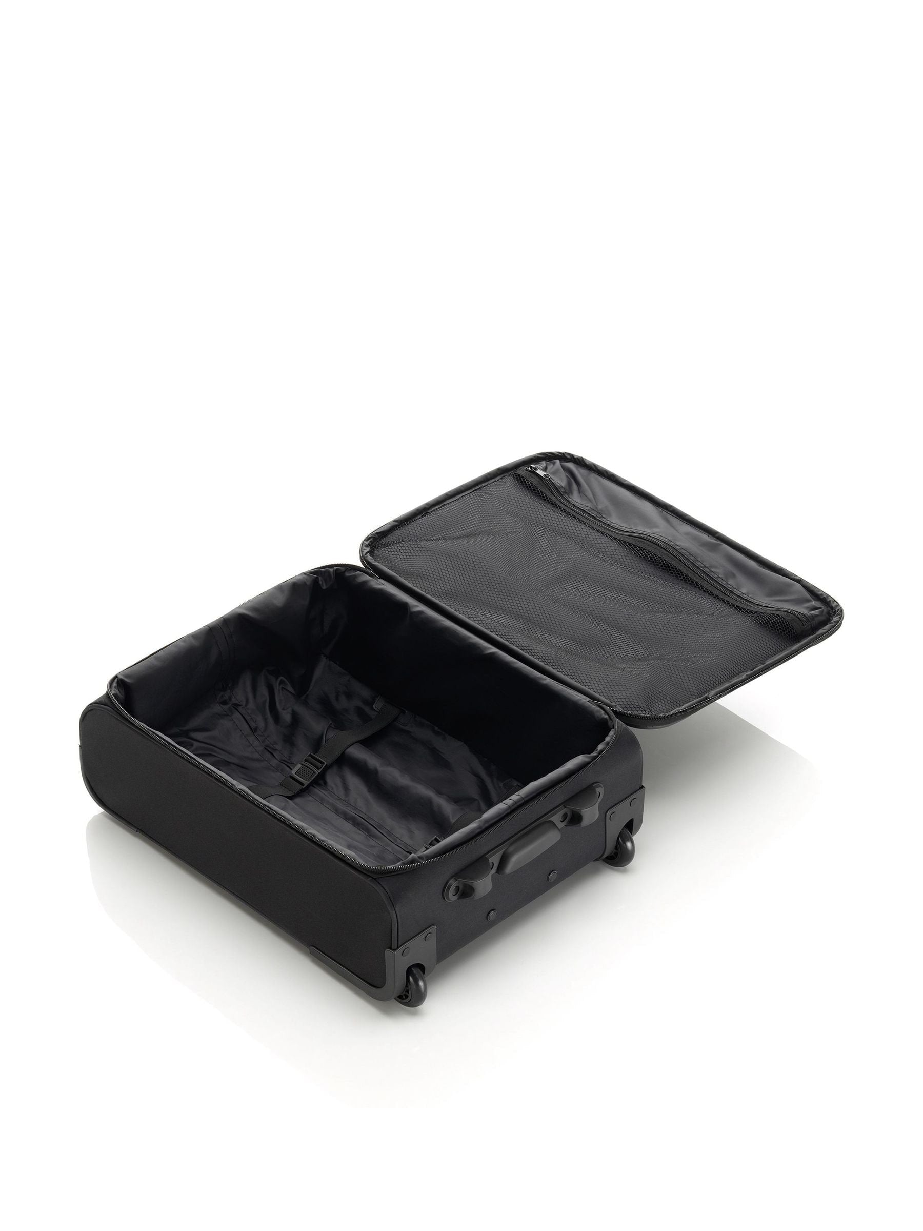 Tripp Black Superlite 2 wheel cabin suitcase (British brand)