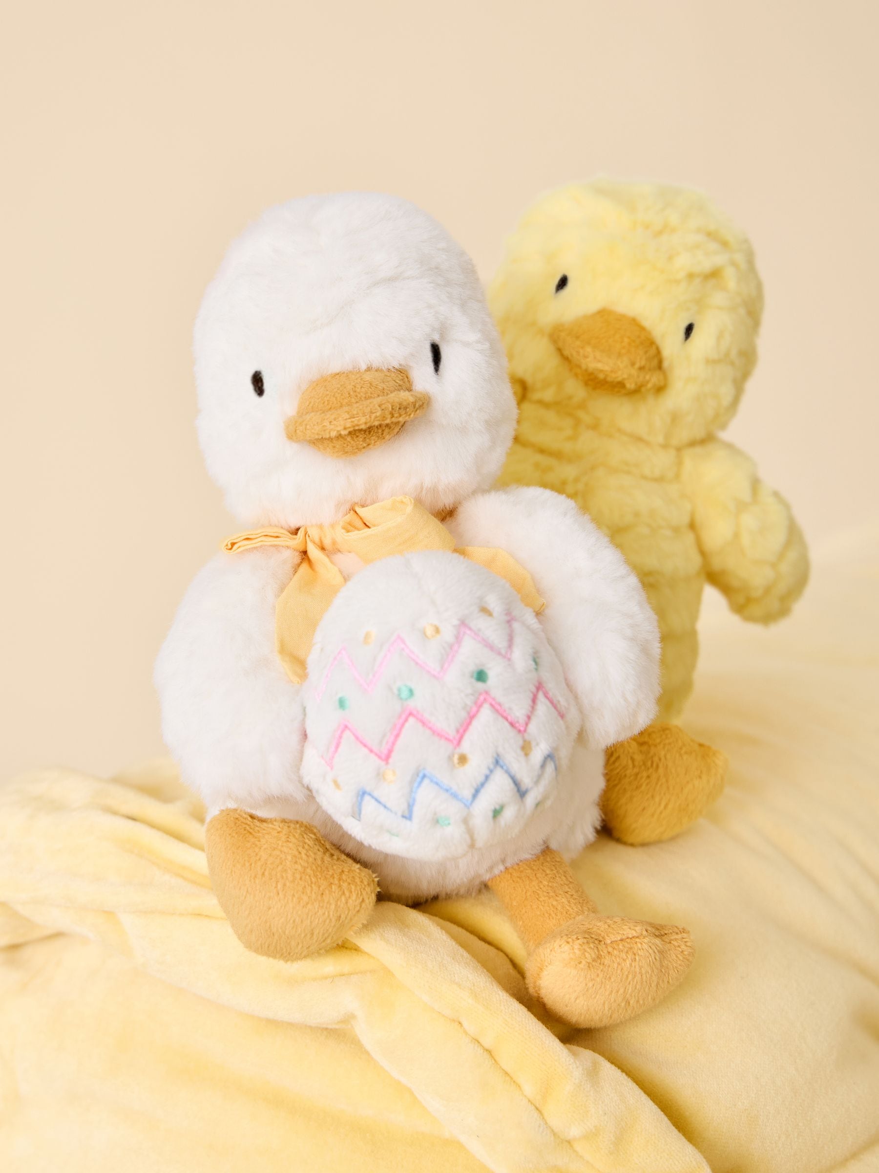 JoJo Maman Bébé Dolly Chick plush toy - British product