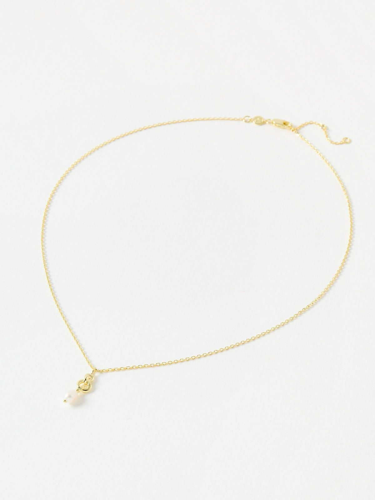 Oliver Bonas Gold Plated Rita Loop Gold Plated Pearl Necklace
