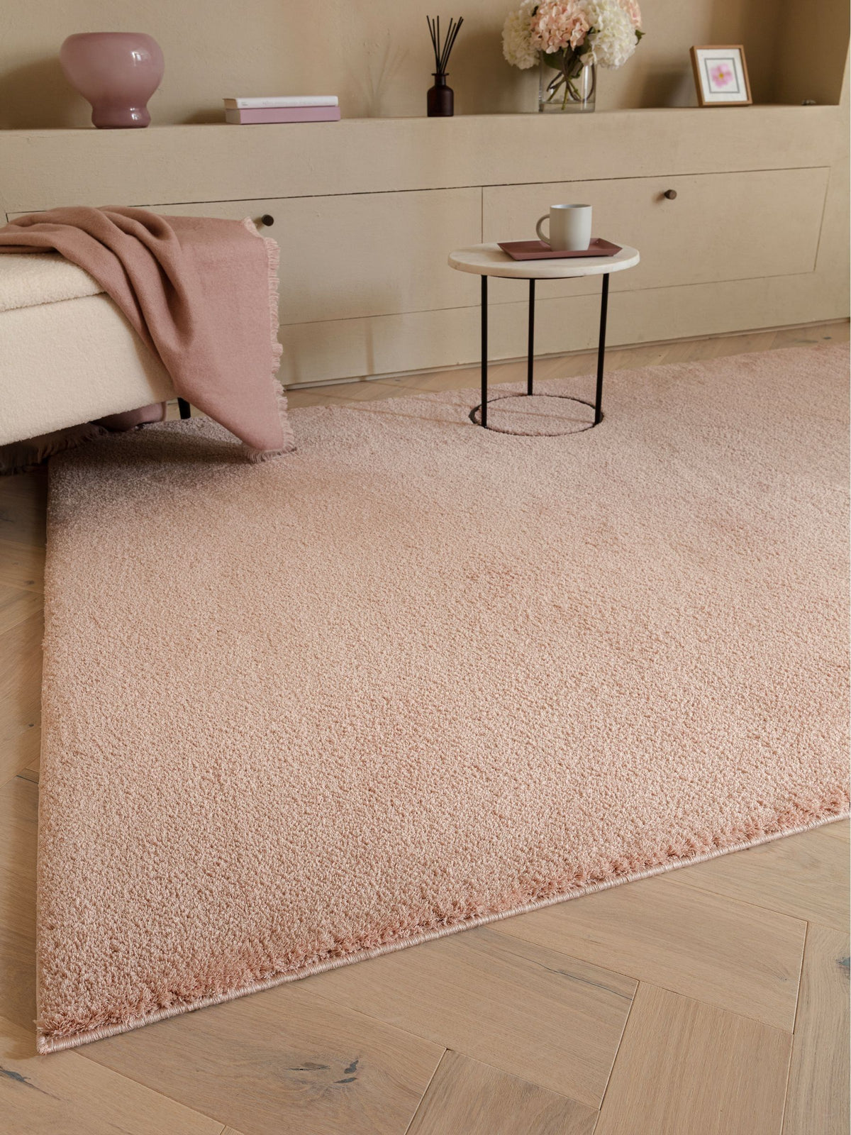 Asiatic Rugs Pink Como shaggy rug (British brand)