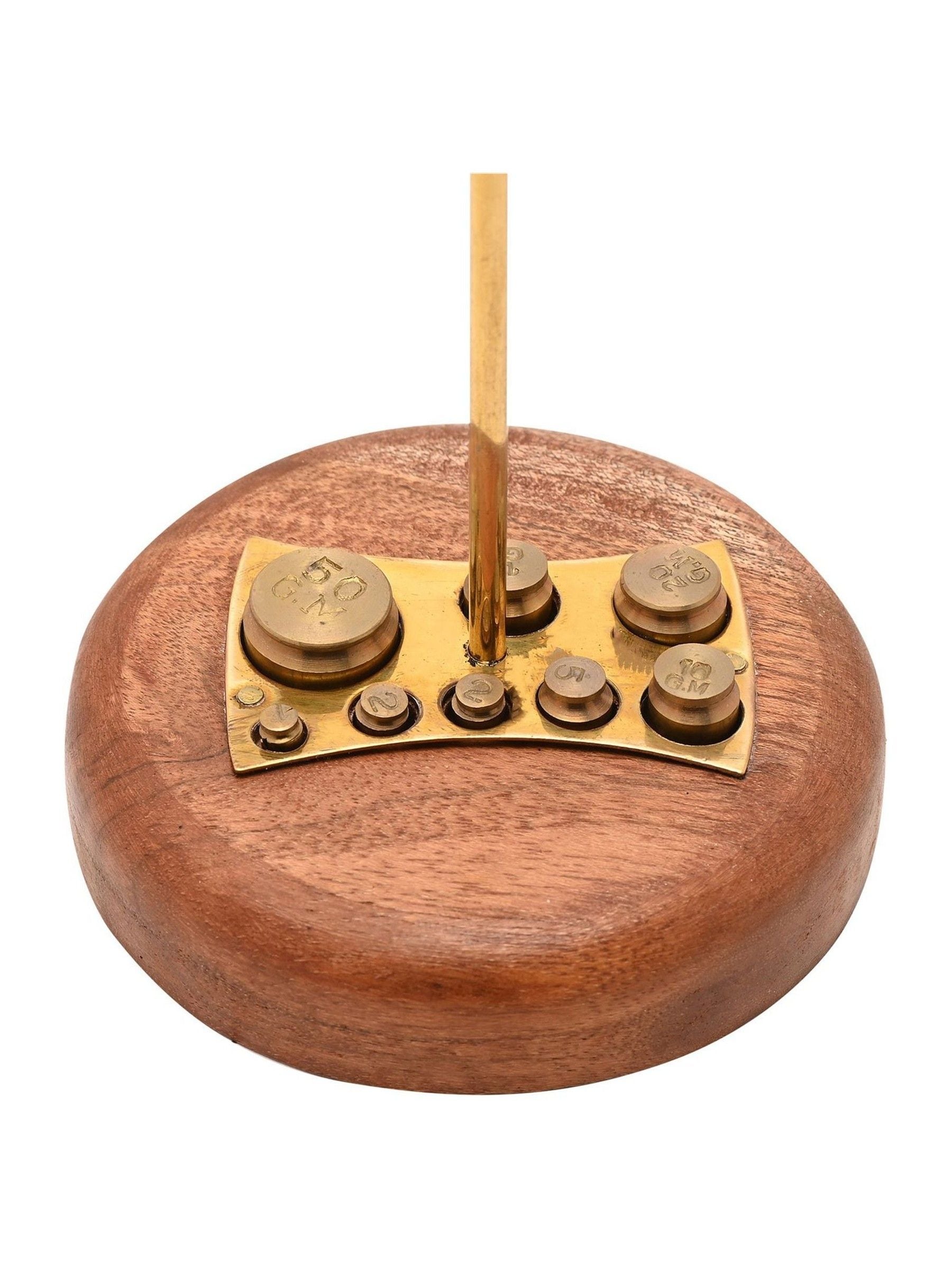 Harvey Makin brass weighing scales with weights, UK version