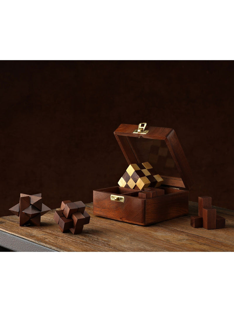 Harvey Makin 4-piece wooden puzzle set in box, UK version
