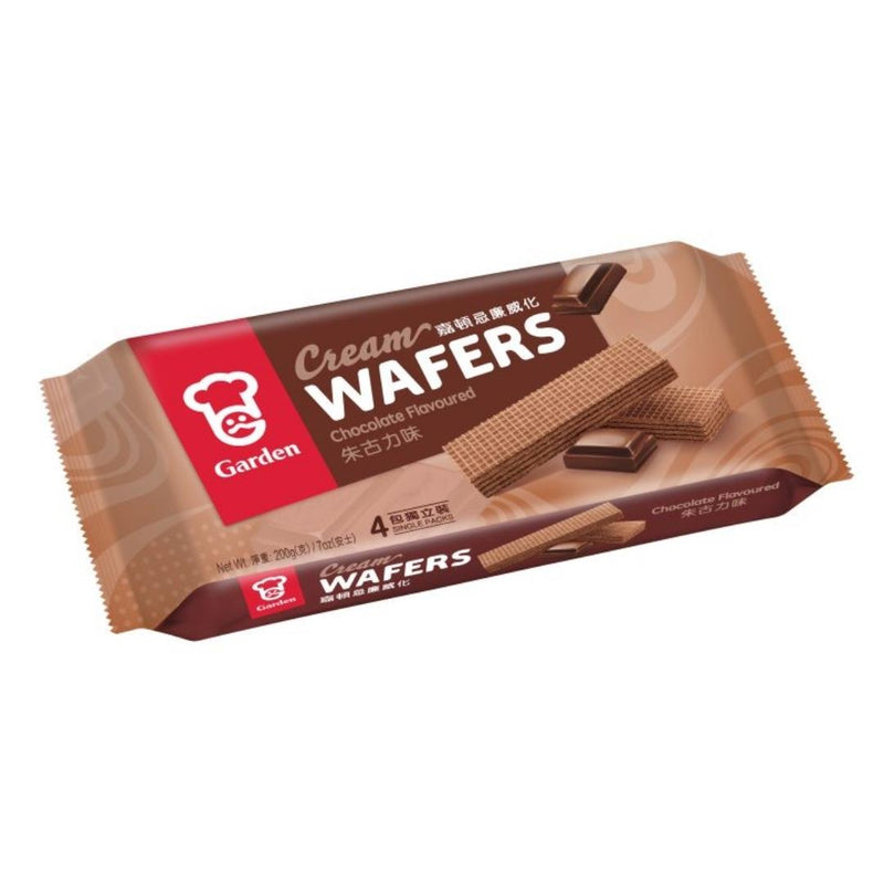 Garden cream wafers in chocolate flavour - British product
