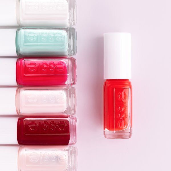 essie Core Mini 64 Fifth Avenue Bright Red Nail Polish GOODS Superdrug   