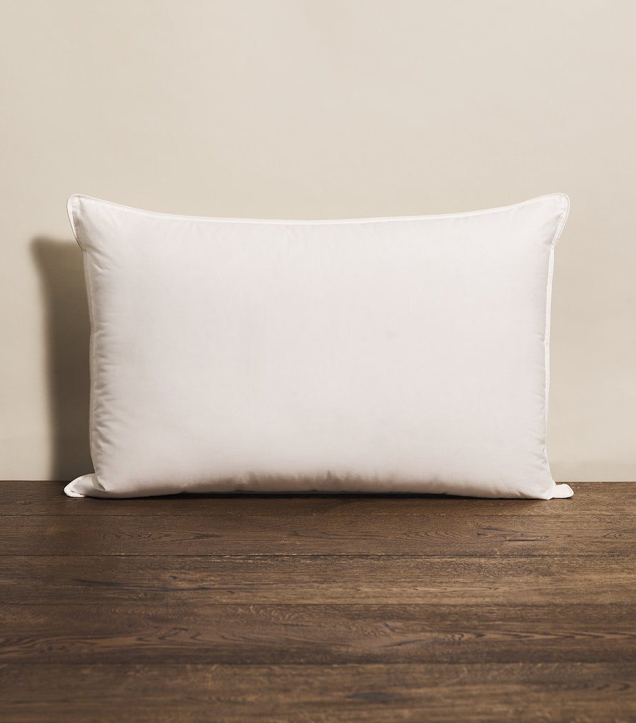 Harrods of London Down A1-Grade Standard Pillow 50cm x 75cm, UK version
