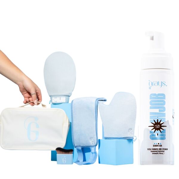 Glowjob tanning kit with Dark-Er mousse (British brand)