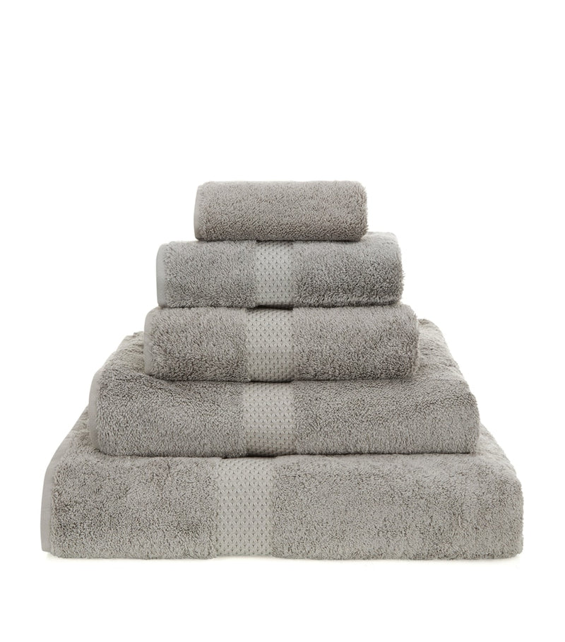 Yves Delorme Étoile hand towel 55cm x 100cm (British brand)