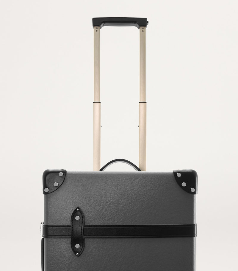 Globe-Trotter Centenary 4-Wheel Suitcase 56cm, UK version