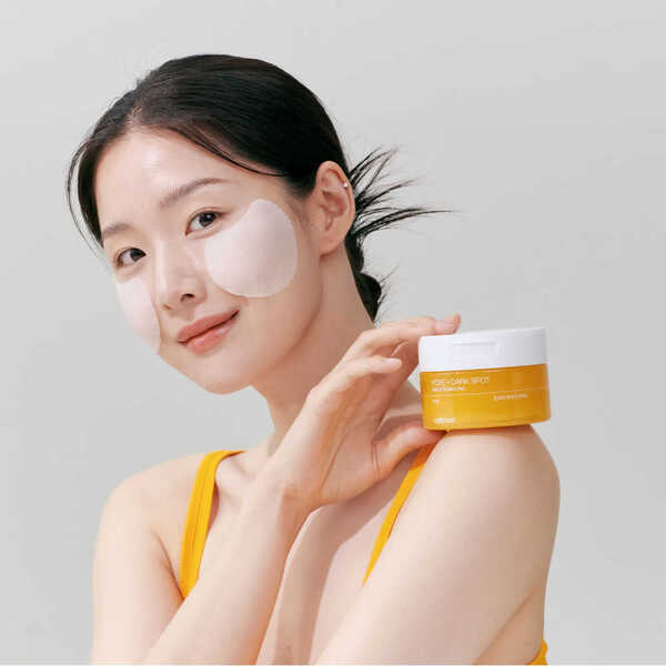 Celimax Pore + Dark Spot Brightening Pad 40 pads (British brand)