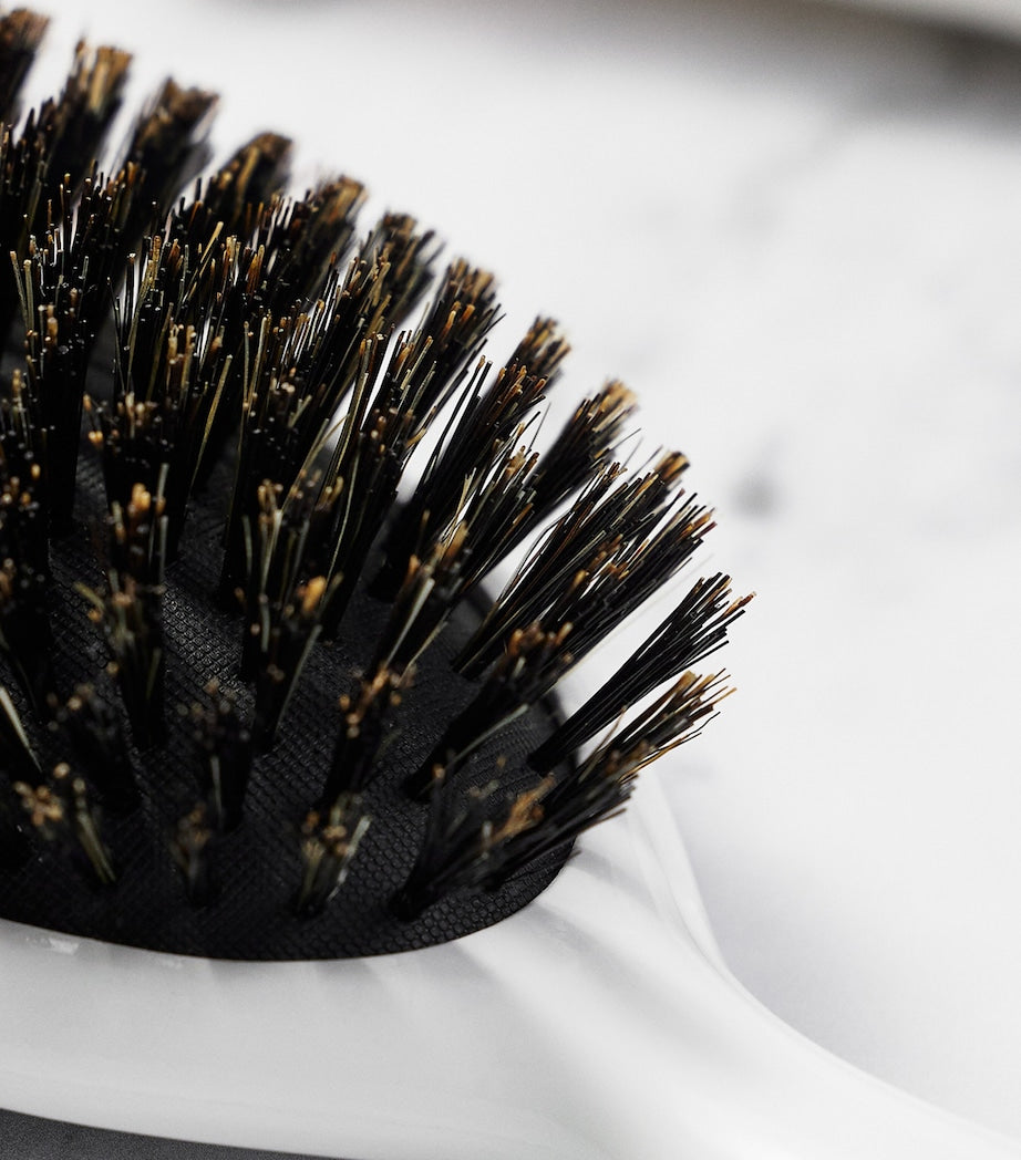 Flora Lab Paris smoothing brush No.3 boar bristles (British brand)