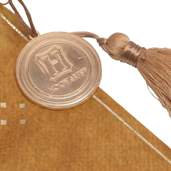 WARNER BROS Hufflepuff alumni hanging banner Harry Potter (British brand)