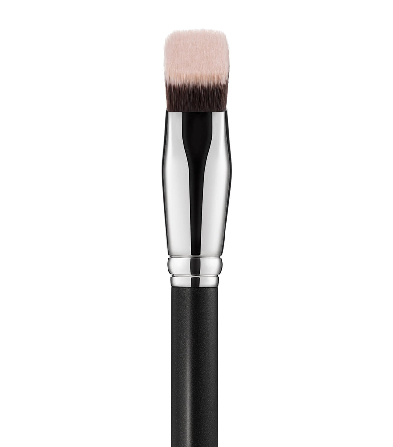 MAC 171S Smooth-Edge All Over Face Brush, imported from the UK