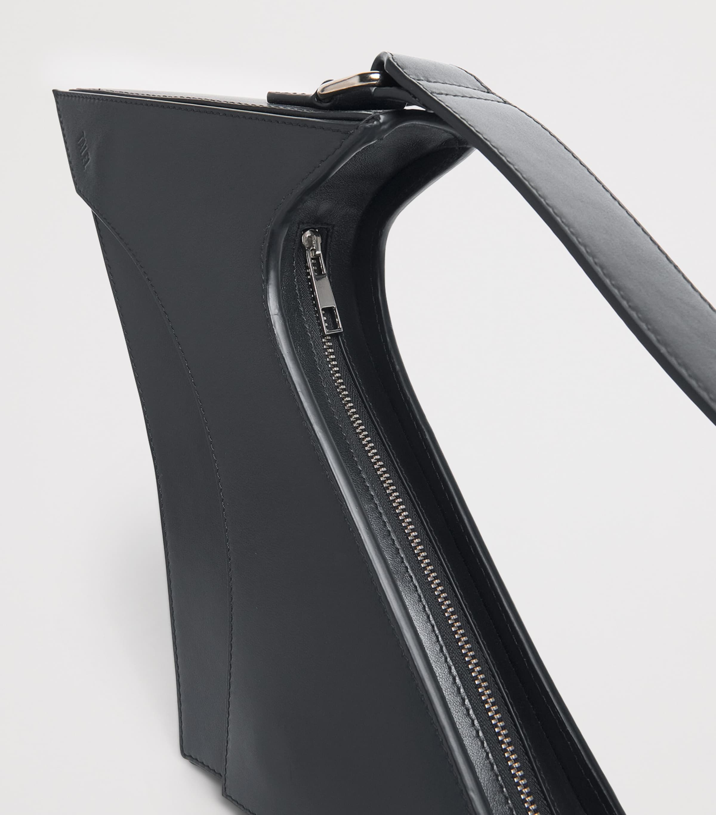 Talel Paris Wave shoulder bag in leather, British brand