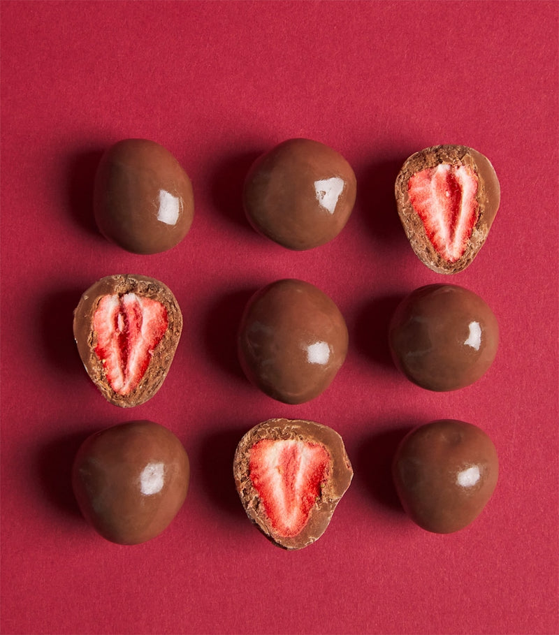 Harrods milk chocolate strawberries 230g, UK version