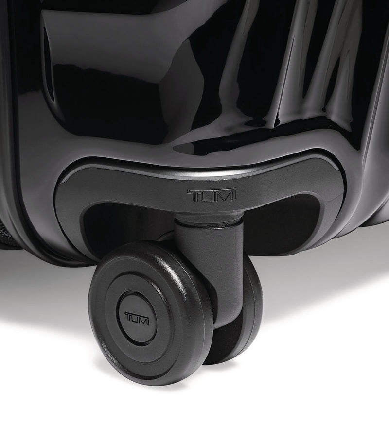 Tumi 19 Degree suitcase 77.5cm, UK version