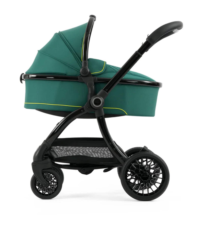 Egg Aston Martin egg3 Snuggle Bundle stroller and carrycot set - British product