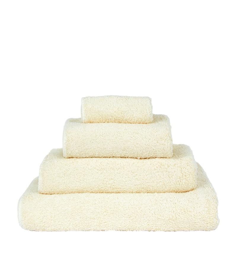 Abyss & Habidecor Super Pile face cloth 30cm, imported from the UK