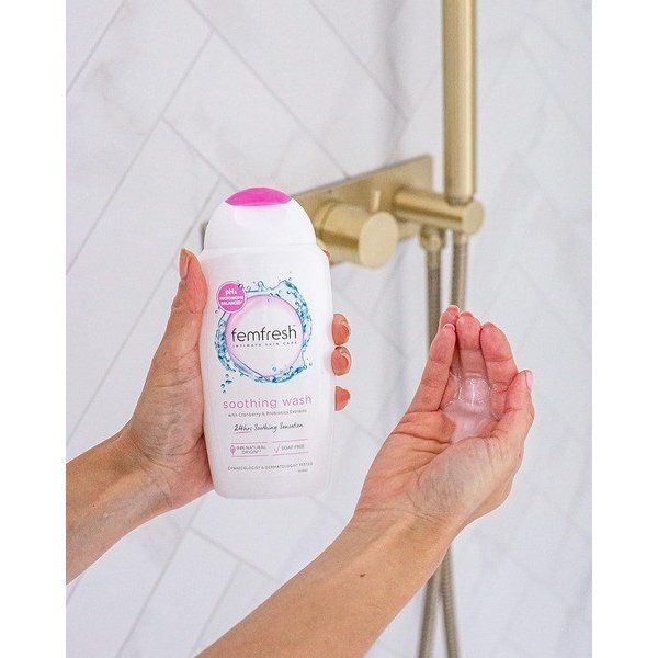 Femfresh Soothing Wash 250ml GOODS Superdrug   