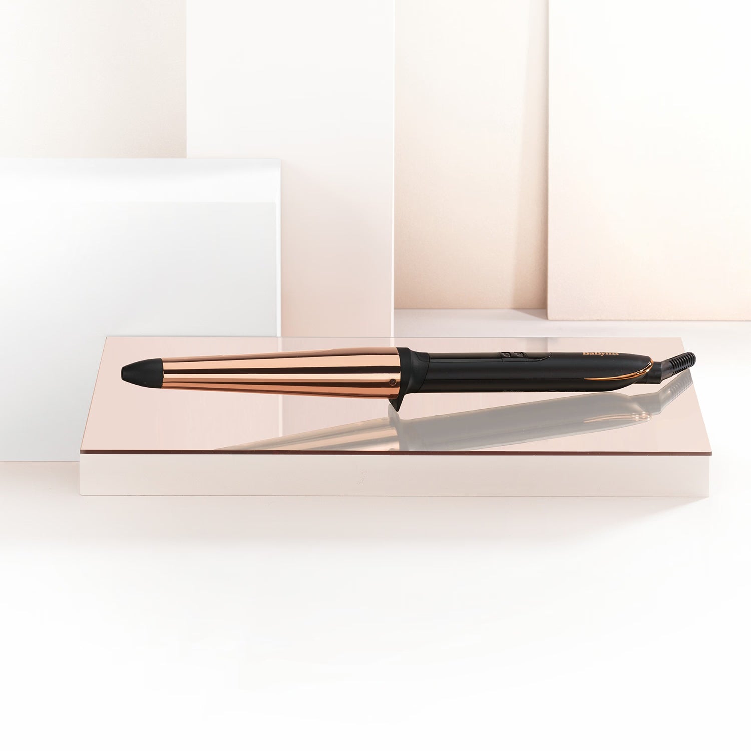 BaByliss Titanium Brilliance conical wand 2358U, imported from the UK