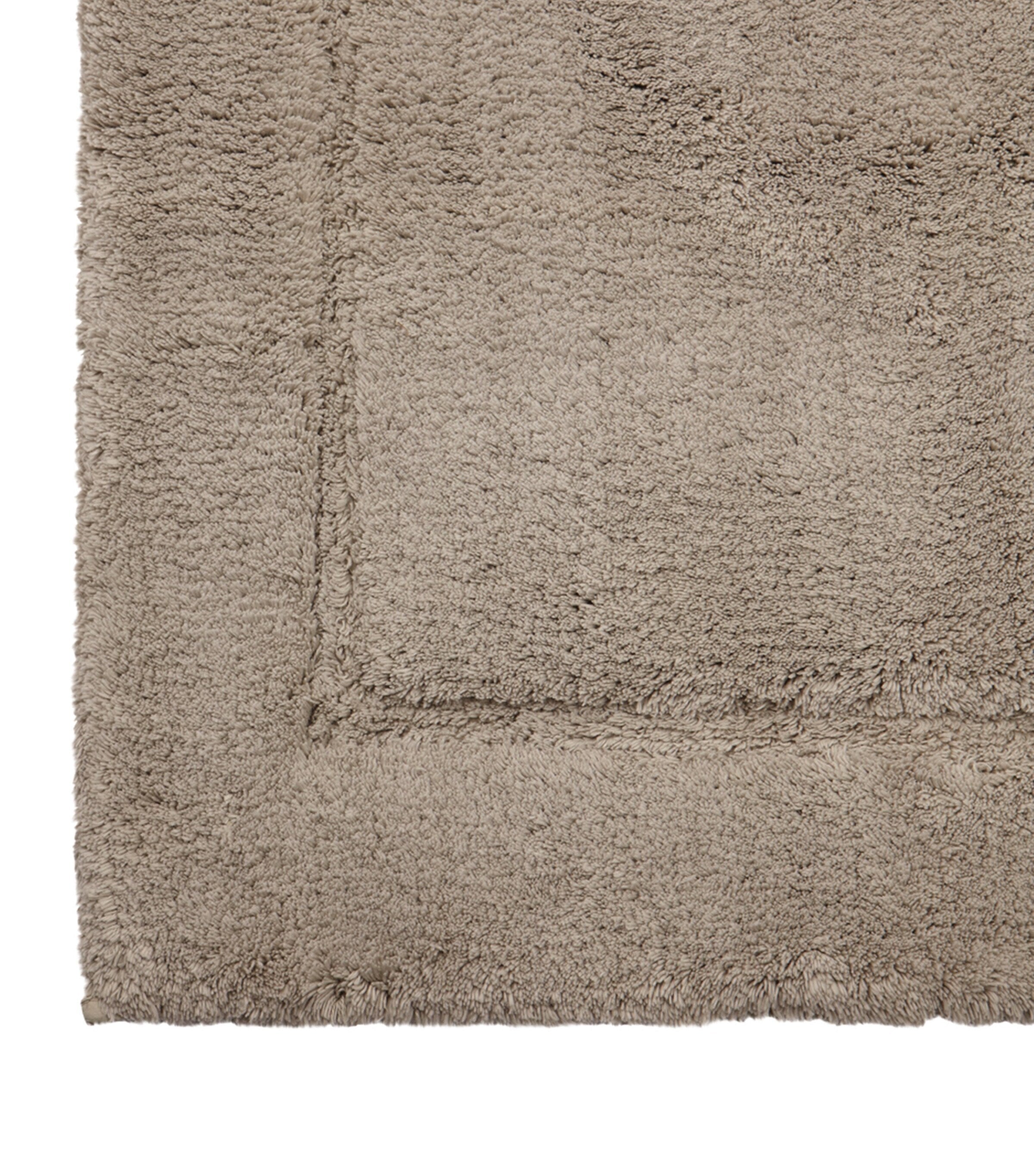 Yves Delorme Prestige bath mat 70cm x 140cm (British brand)