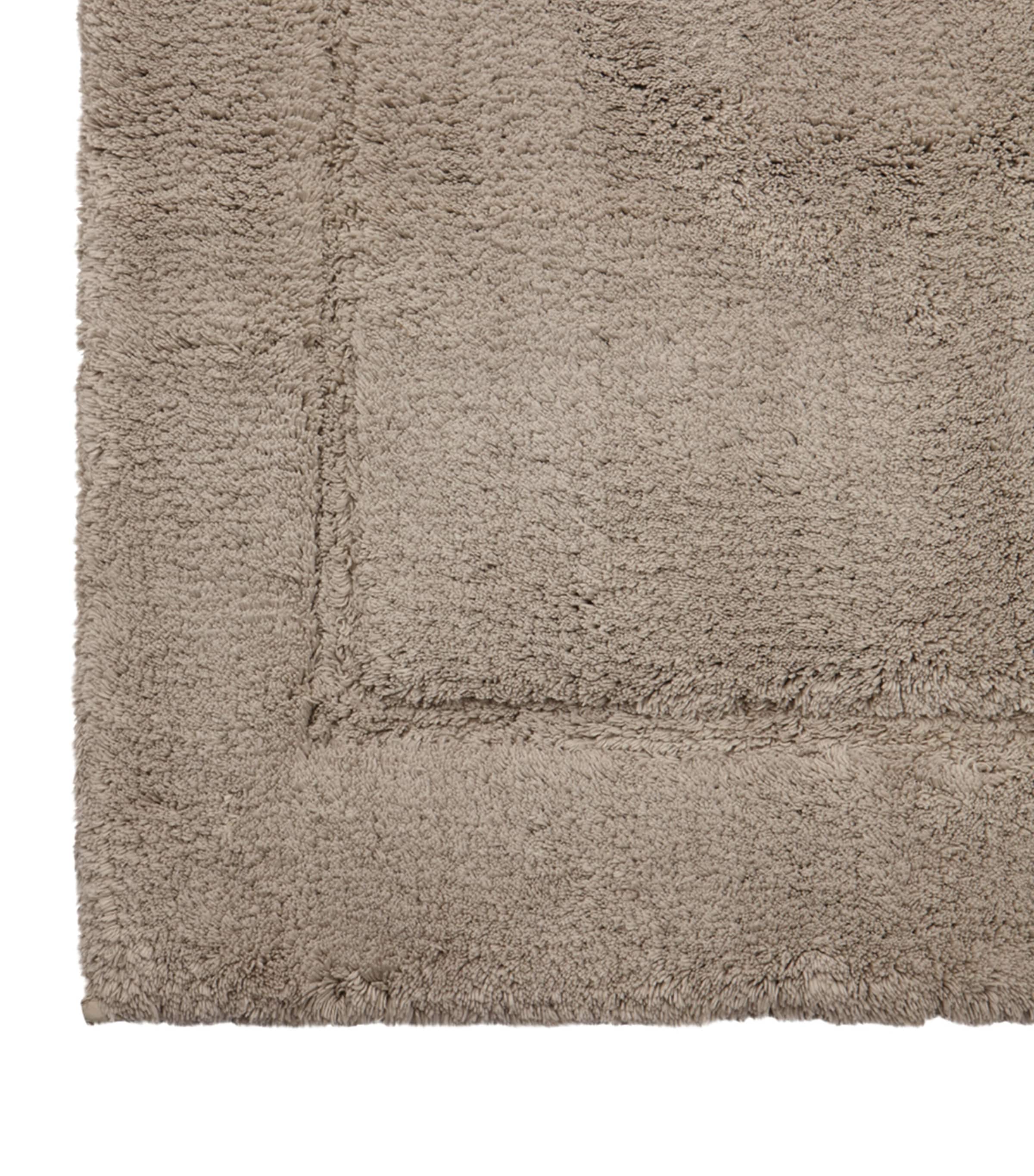 Yves Delorme Prestige bath mat 70cm x 140cm (British brand)