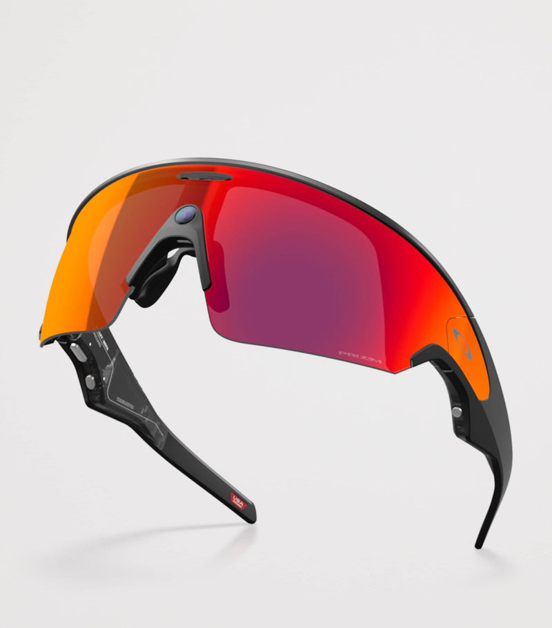 Oakley Meta Vanguard AI sunglasses, UK version