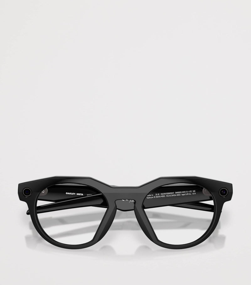 Oakley Meta AI HSTN smart sunglasses with Transitions lenses (British brand)