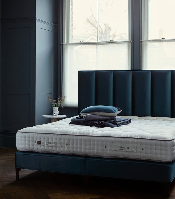 Medium Firmness Hypoallergenic Mattress with Hand-Nested Springs 150cm x 200cm