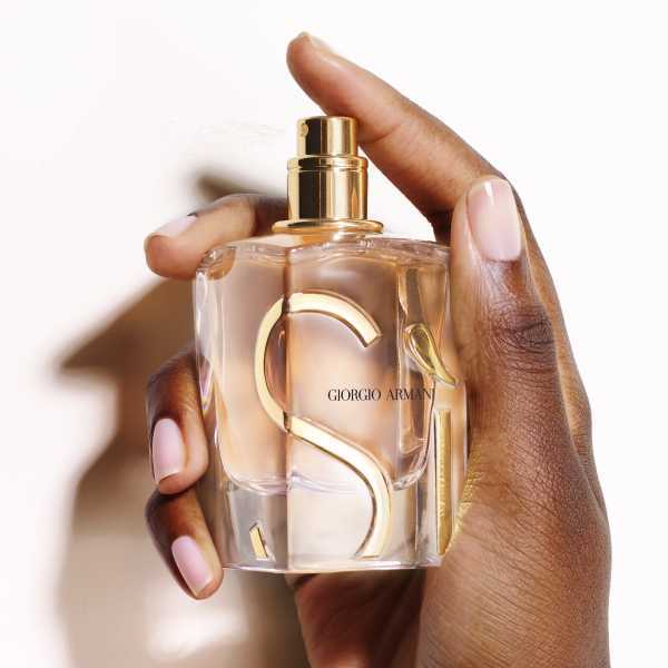 Giorgio Armani Si Eau de Parfum 100ml, UK version