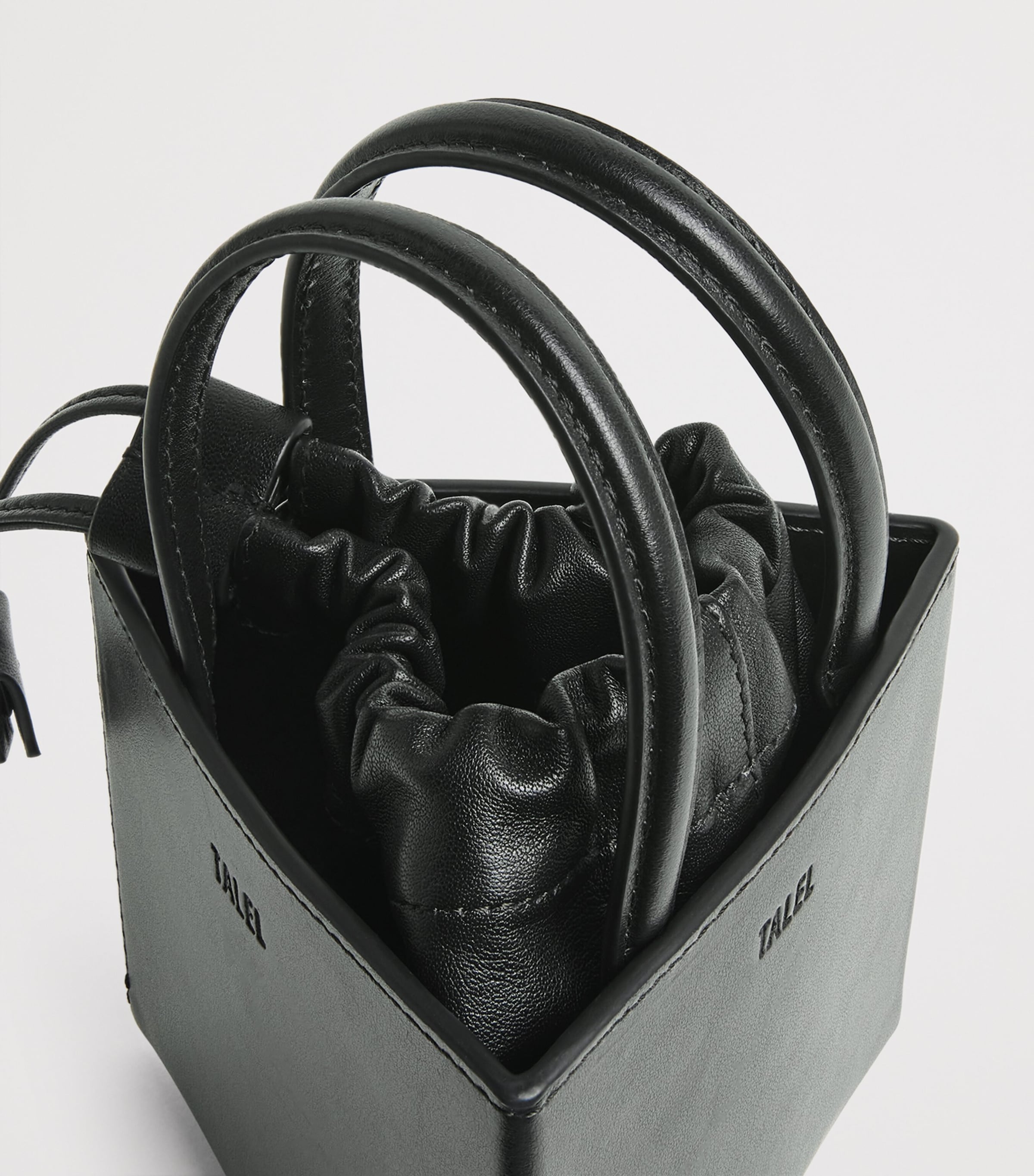 Talel Leder Dreieck Henkeltasche - Britisches Produkt