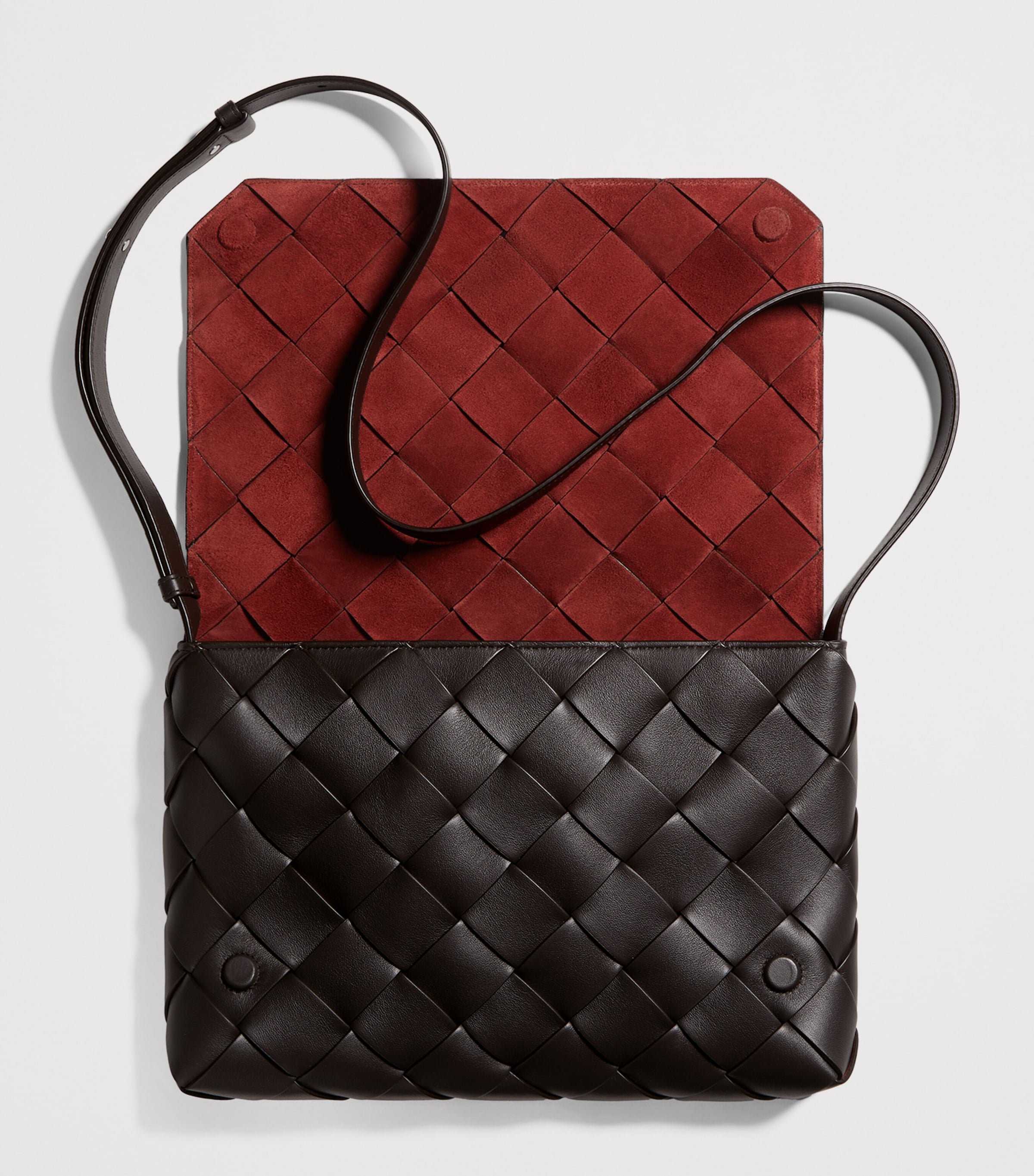 Bottega Veneta Intreccio Diago Umhängetasche aus gewebtem Leder (britische Marke)