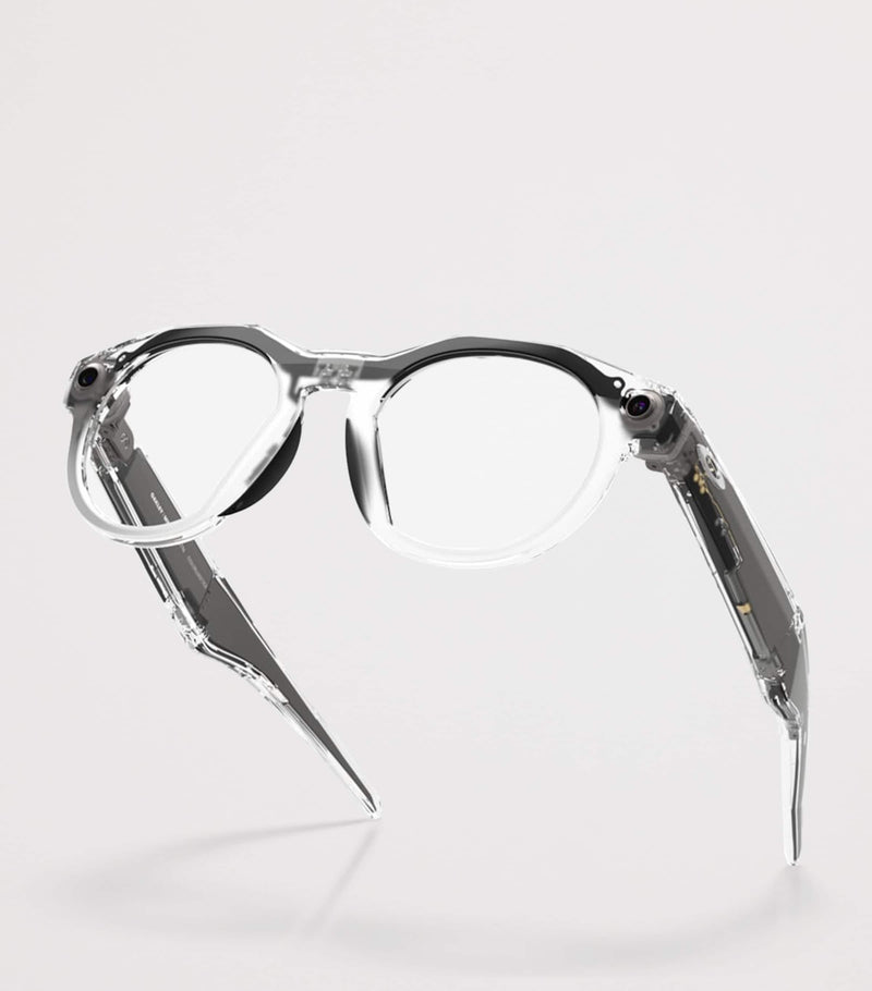 Oakley Meta AI HSTN Transitions sunglasses (British brand)