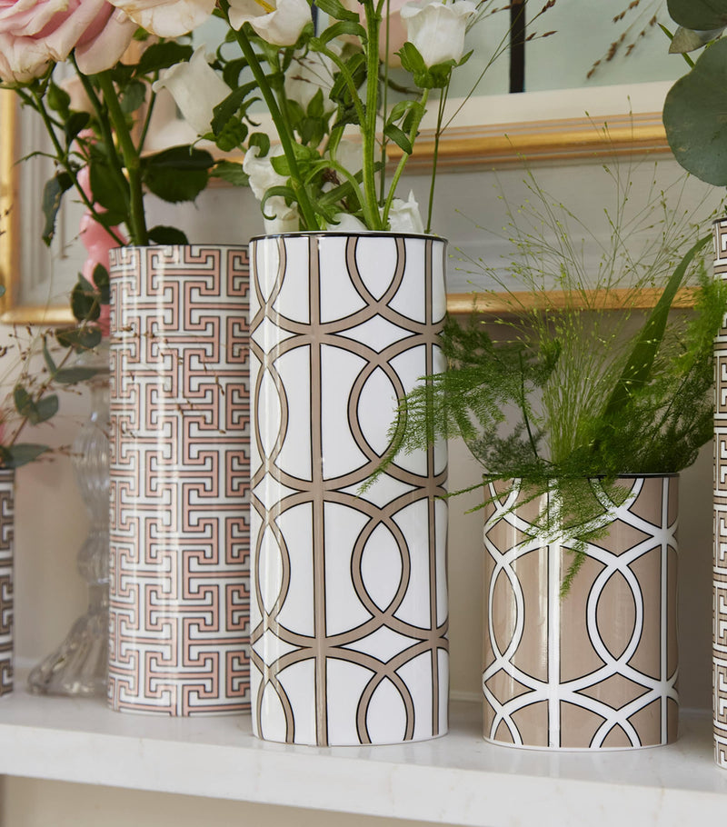 O.W.London Loop Vase 22.5cm, imported from the UK